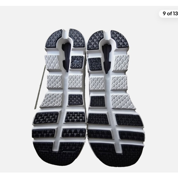 New in box Men’s On Cloudrunner Sneakers Eclipse/Frost Color Size 12 US - Picture 8 of 8